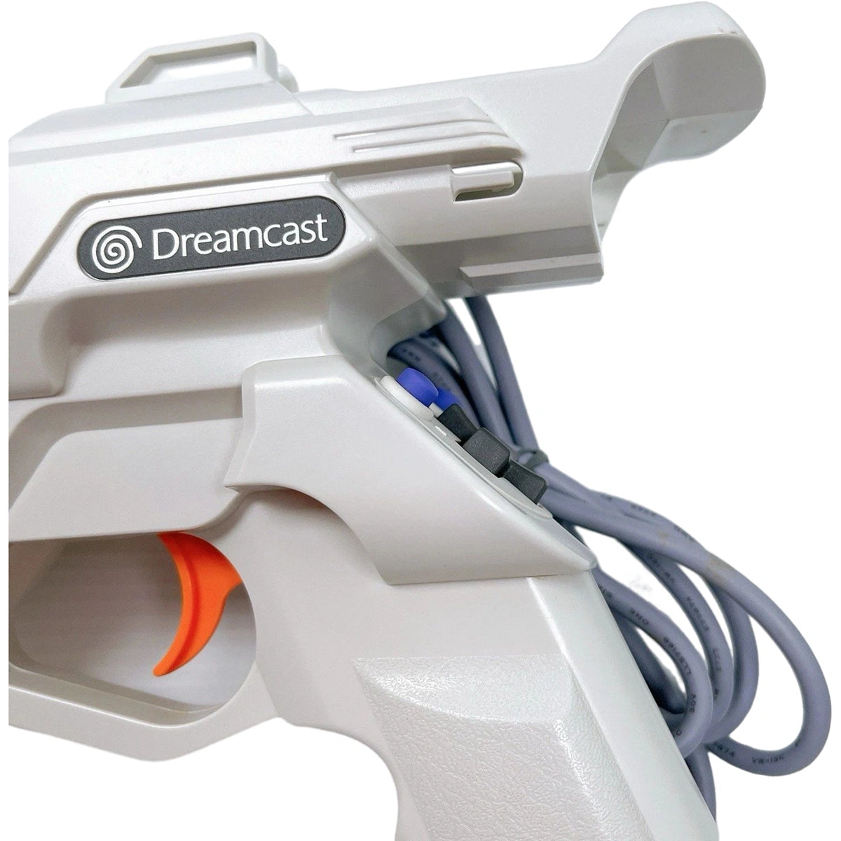 Sega Dreamcast Gun HKT-7801 on RetroPixl.com for Retrogaming players and Retro Gaming Collectors