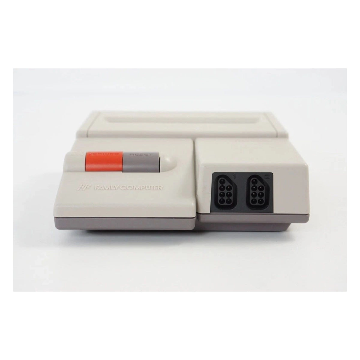 Nintendo Famicom AV on RetroPixl.com for retro gaming players and retrogaming collectors